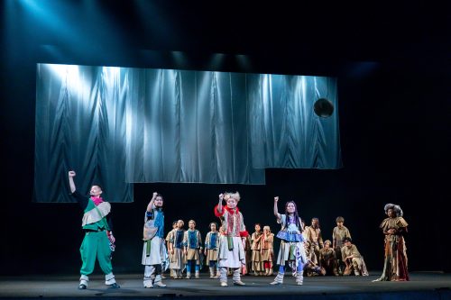 "Don't Shut Up, Move, Breathe," a play in which deaf and hearing people encounter "differences," accept "uncertainty," and aim for a society that coexists with others